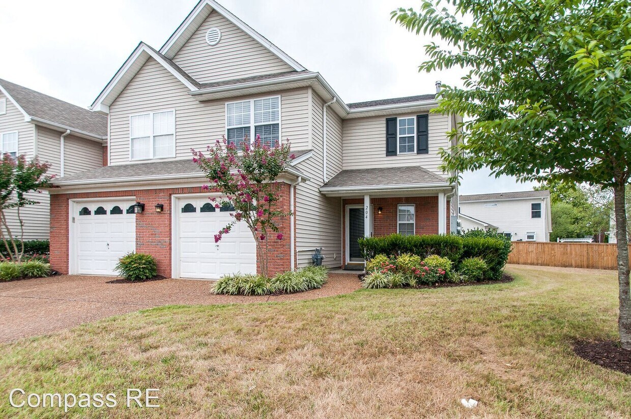 Primary Photo - 2 br, 2.5 bath House - 204 Stanton Hall Ln