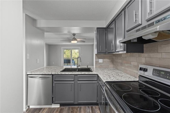 Foto del edificio - 408 Bonnie Brae Dr