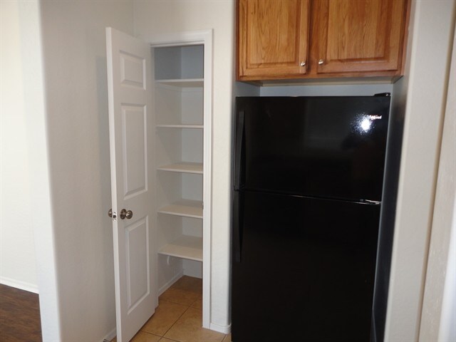 Building Photo - 4647 E Laurel Ave