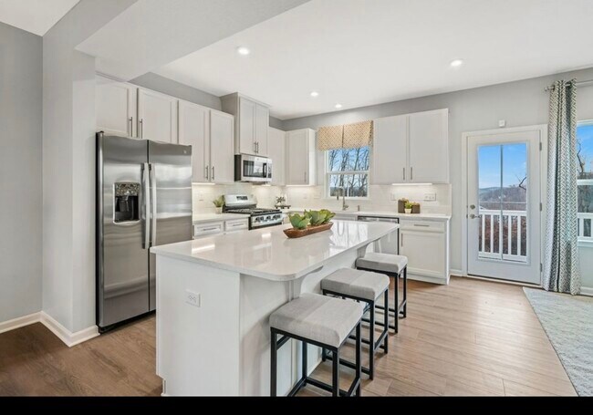 Foto del edificio - 107 Leah Dr