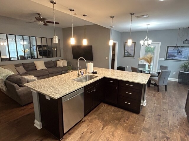 Foto del edificio - 2269 Tom St