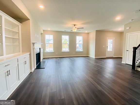 Foto del edificio - 4315 Magpie Dr