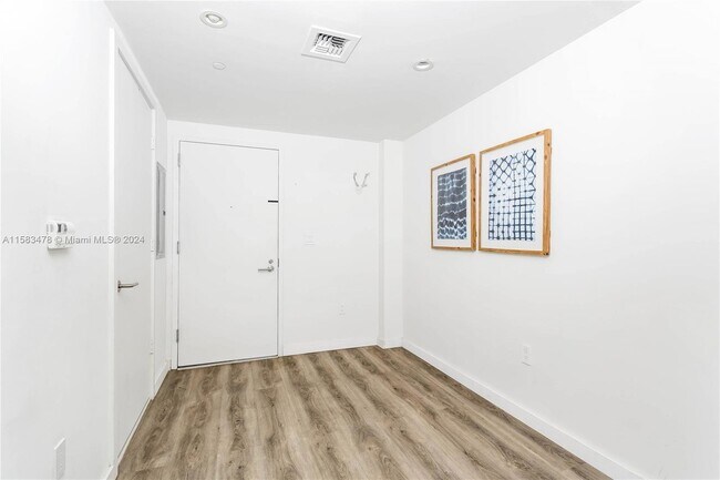 Building Photo - 1300 South Miami Avenue Apt #1708, Miami, ...