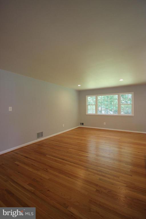 Foto del edificio - 2391 Cedar Ln
