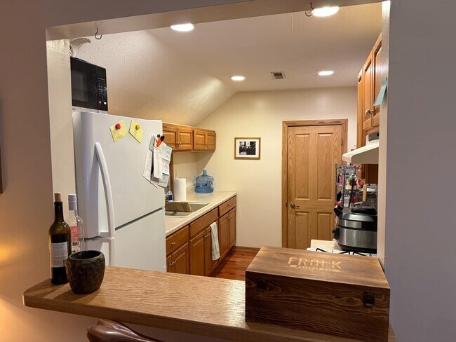 Foto del edificio - 1832 W 47th St