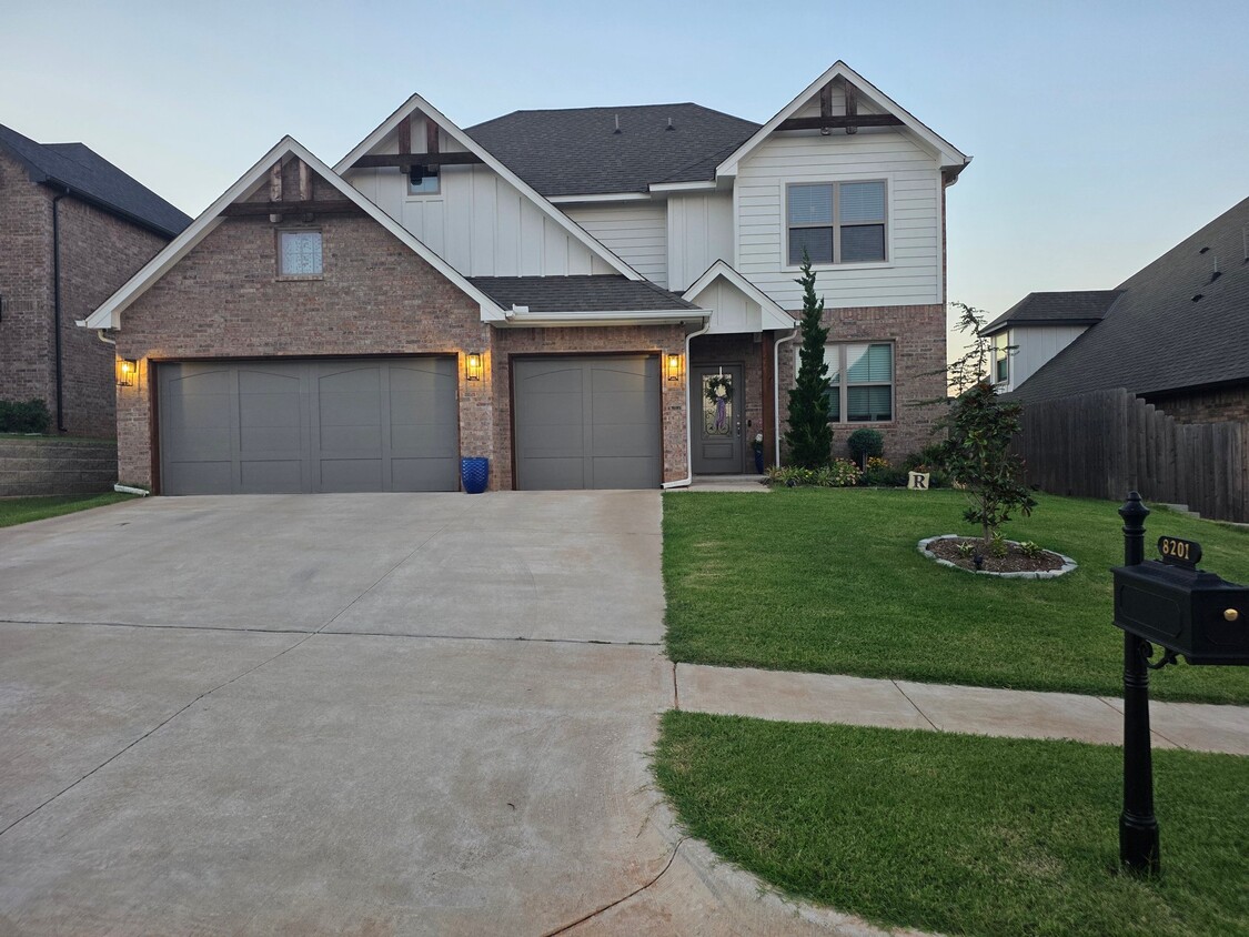 Photo - 8201 Jenny Ln (Edmond, OK)