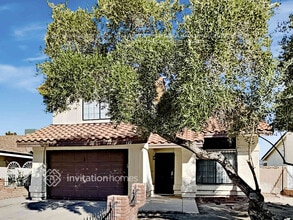 Building Photo - 122 Elegante Way