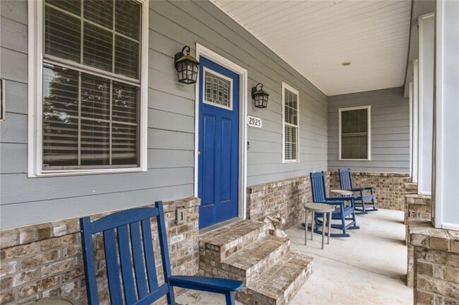 Building Photo - 2925 Dodson Dr