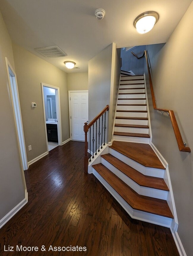 Building Photo - 3 br, 3.5 bath House - 3404 Hickory Neck B...