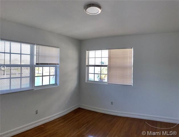 Building Photo - 8500 Byron Ave