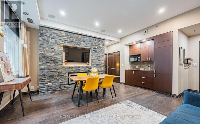 Photo du bâtiment - 1 King St W