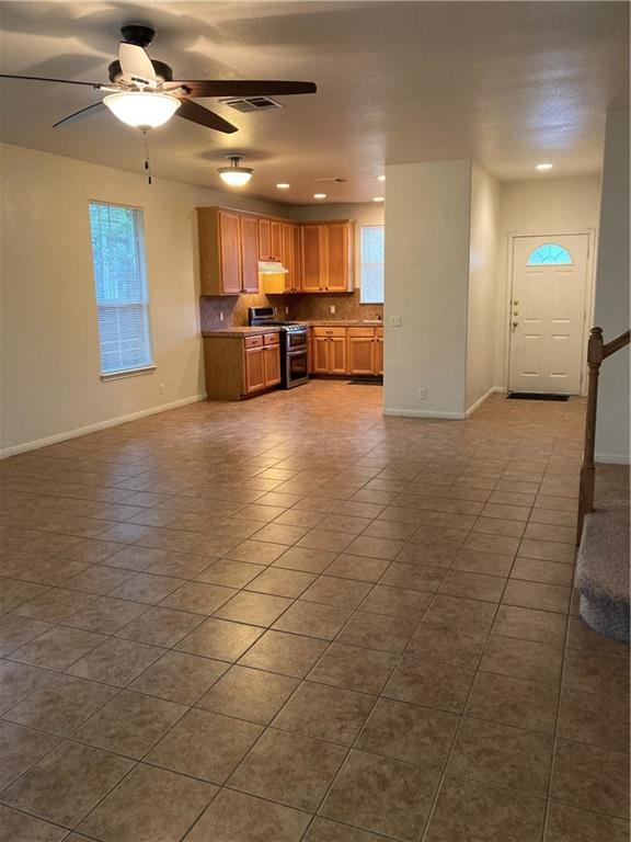 Building Photo - 9109 Georgian Dr