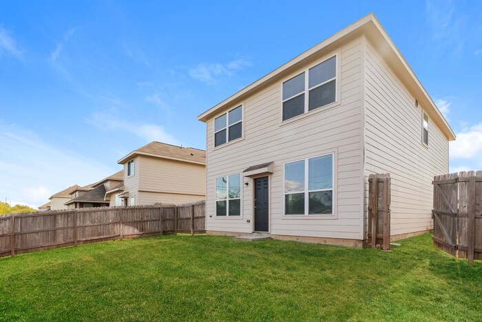 Foto del edificio - 1003 Harper Ln
