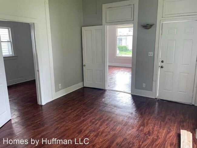 Building Photo - 2 br, 1 bath House - 424 S Denby Avenue