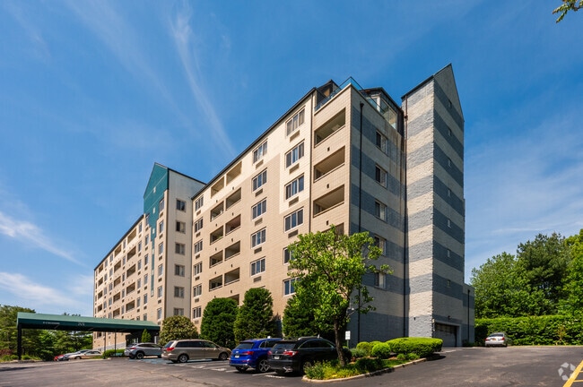 Greencroft Condominiums