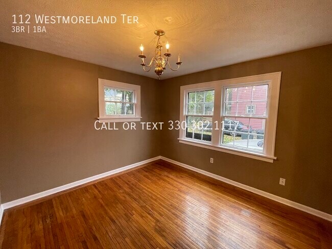 Foto del edificio - Three bedroom one bathroom home for rent