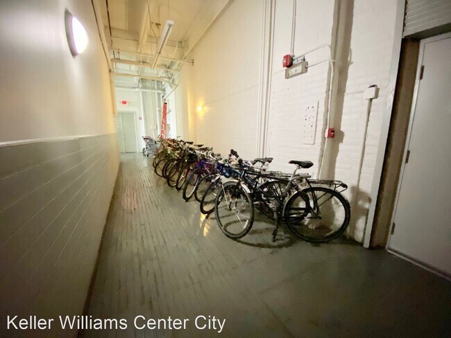 Foto del edificio - 2 br, 1 bath House - 700 S. 10th St 3A