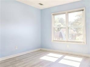 Foto del edificio - 895 Thoroughbred Trce