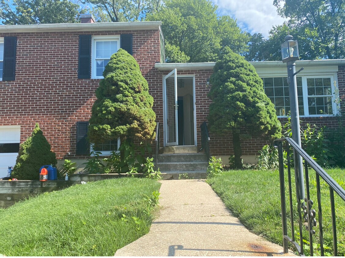 5 Wendslow Pl, Lutherville Timonium, MD 21093 House Rental in