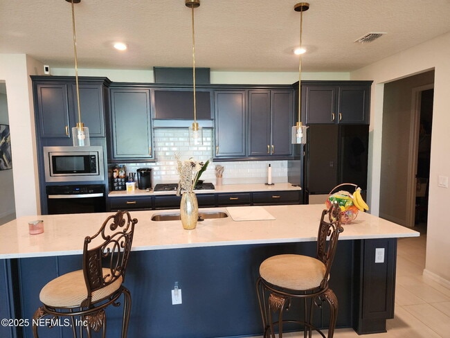 Foto del edificio - 3399 Kindlewood Dr