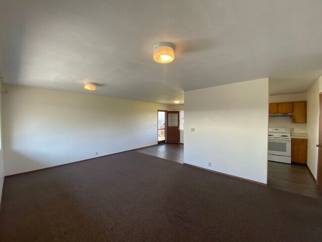 Building Photo - Convenient Location In Hilo