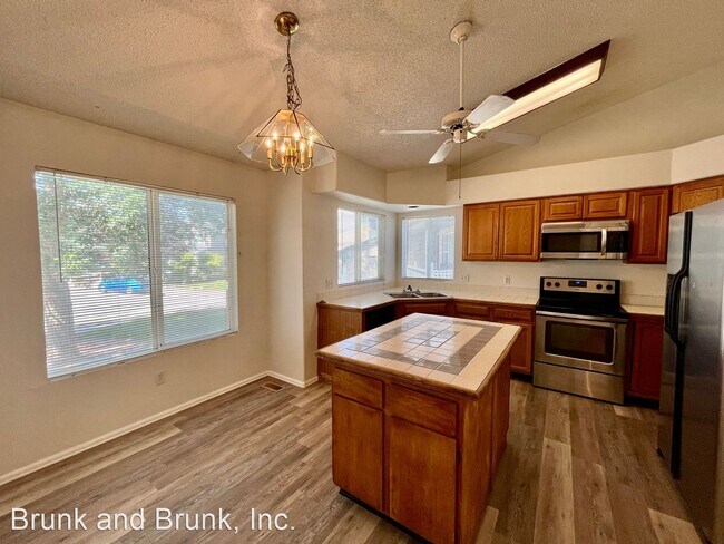 Building Photo - 4 br, 3 bath House - 4110 Solarface Ct - S...