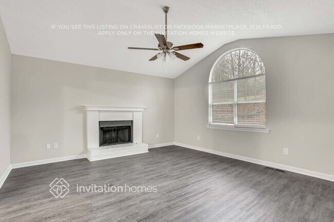 Foto del edificio - 643 Davis Mill Dr