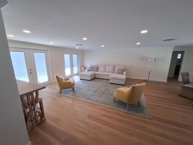 Foto del edificio - 1203 Lyric Ln