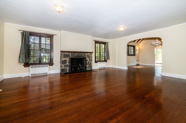 Foto del edificio - 95 Edgewood Ave