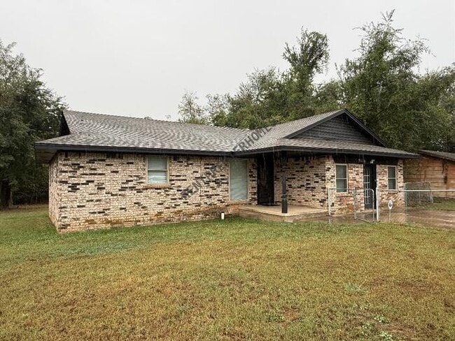 Building Photo - 9116 NE 46th St