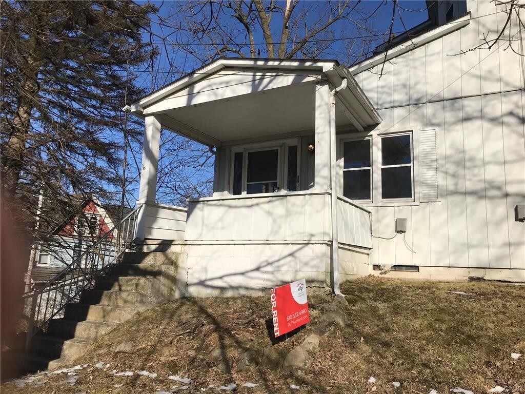 Primary Photo - 306 1st St