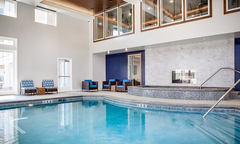 Piscina/jacuzzi - Liberty at Shoal Creek Senior Living