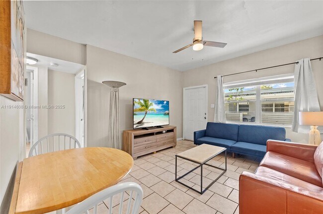 Foto del edificio - 1127 NE 5th Ave