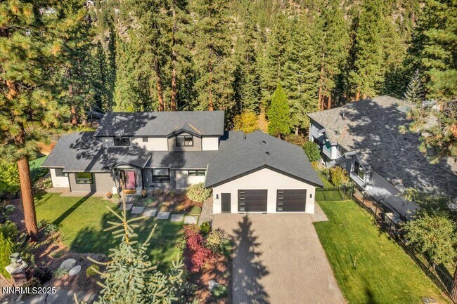 Foto del edificio - 1262 Hidden Woods Dr