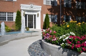 Building Photo - Harford Village South