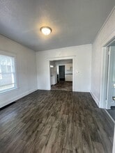 Building Photo - 1126 W Indiana Ave