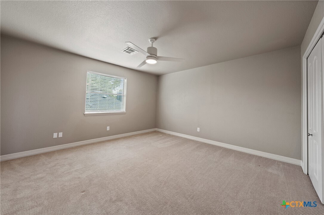 Foto principal - 4512 Sunflower Ln