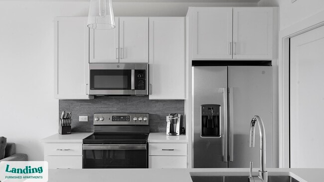 Foto del edificio - 5511 Caprock Smt Dr