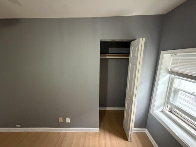 Foto del edificio - 202 N Townsend St