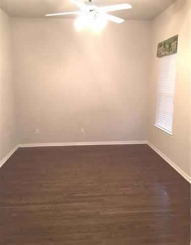 Foto del edificio - 15909 Twin Cove Dr