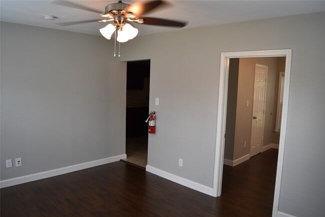 Foto del edificio - 1517 W 12th St