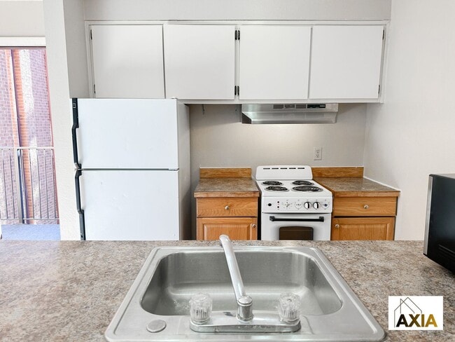 Photo - 1200 College Ave Apartment