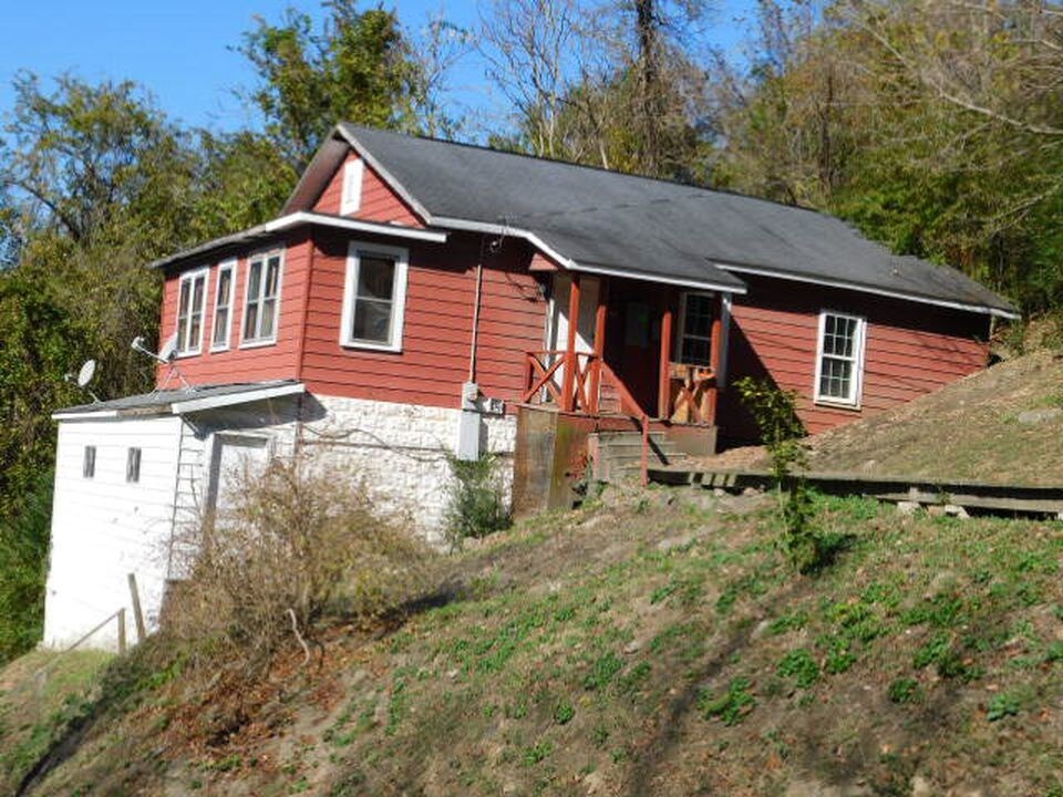 Primary Photo - 409 Wilson St