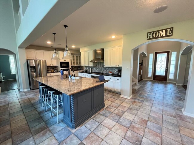 Building Photo - 26111 Cloverland Park Ln