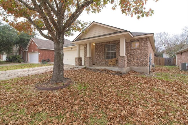 Building Photo - 20420 Farm Pond Ln