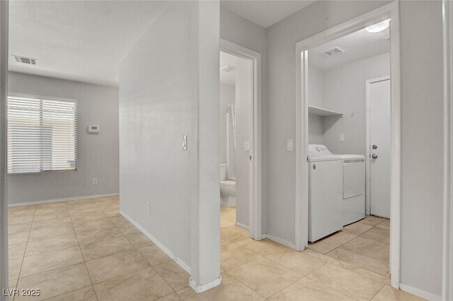 Foto del edificio - 5028 Nardini Ave