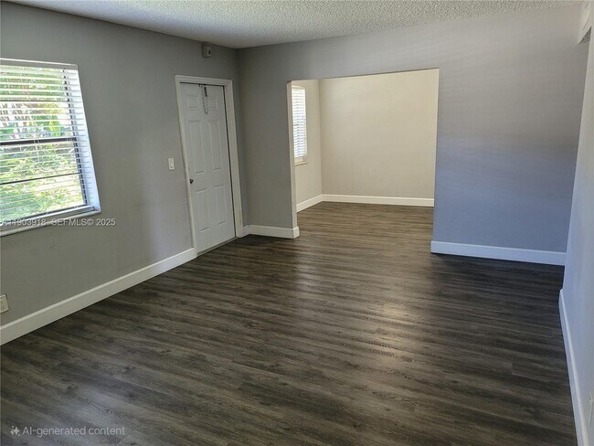 Foto del edificio - 500 NE 2nd St