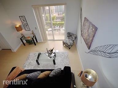 Building Photo - 2 br, 2.5 bath Townhome - 1042 Jade Terrace