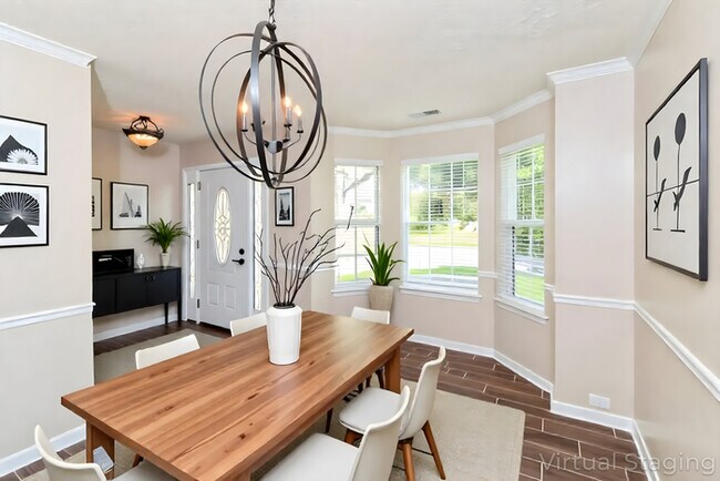 Building Photo - 3801 Wexford Dr