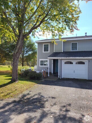 Building Photo - 18 Beachwood Bay Dr